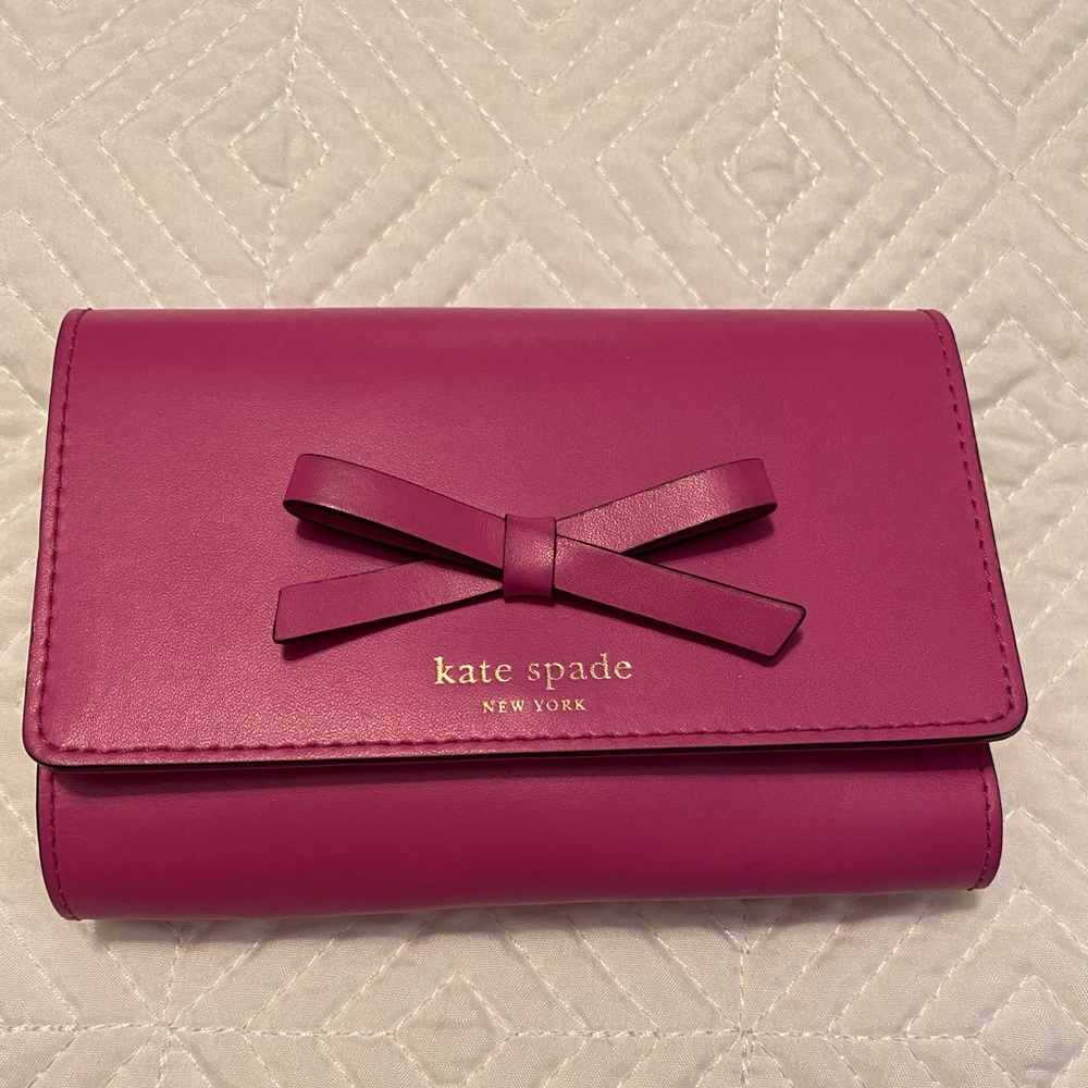 Kate Spade "sawyer street Callie" tri-fold wallet